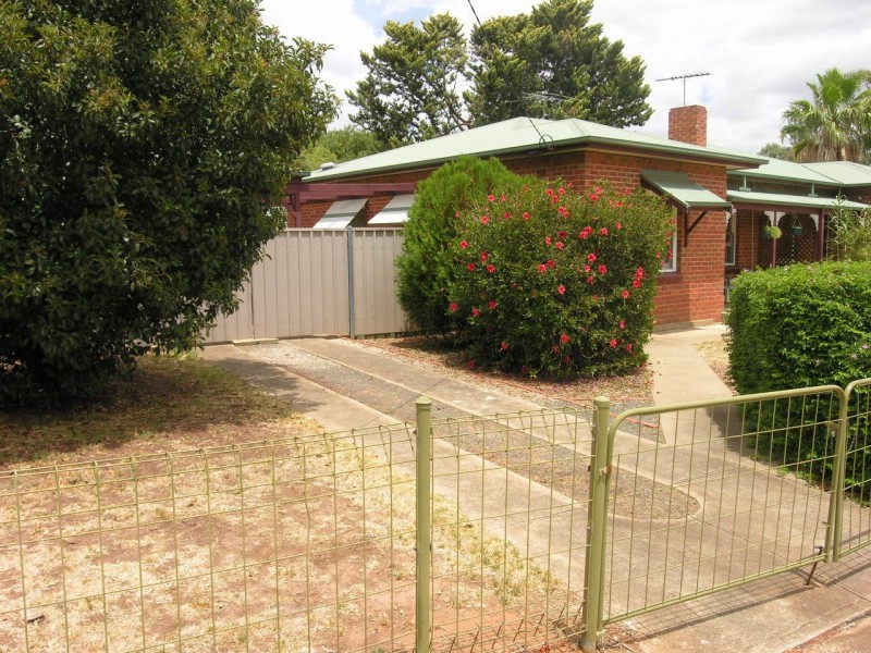 5 Bacton Street, Evanston SA 5116