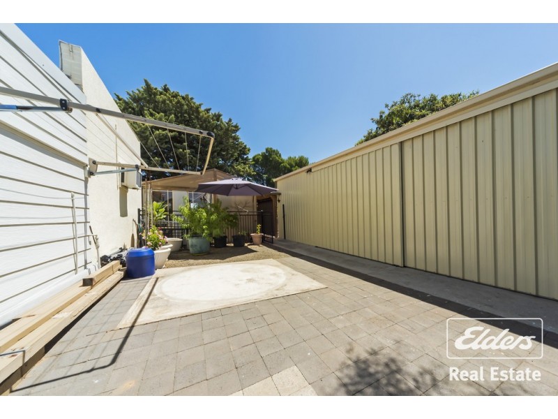 28 Burrows Street, Willaston SA 5118