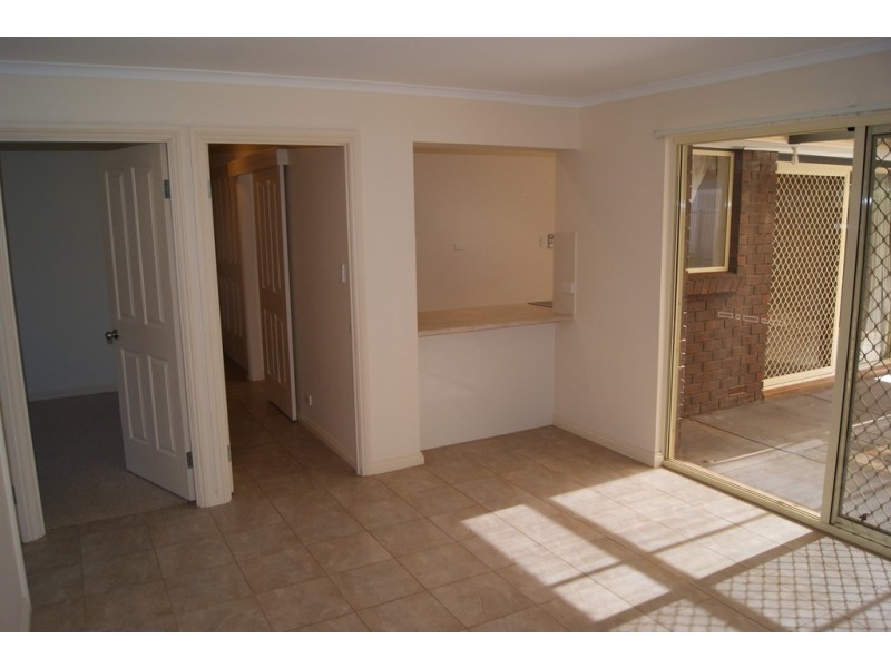 11 Greenways Street, Evanston Park SA 5116