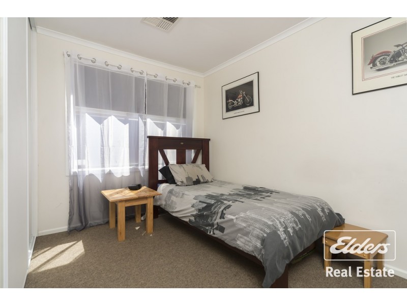 8 Albert Court, Andrews Farm SA 5114