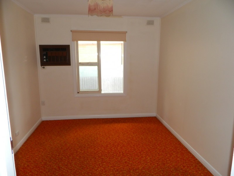 28 Edward Crescent, Evanston Park SA 5116