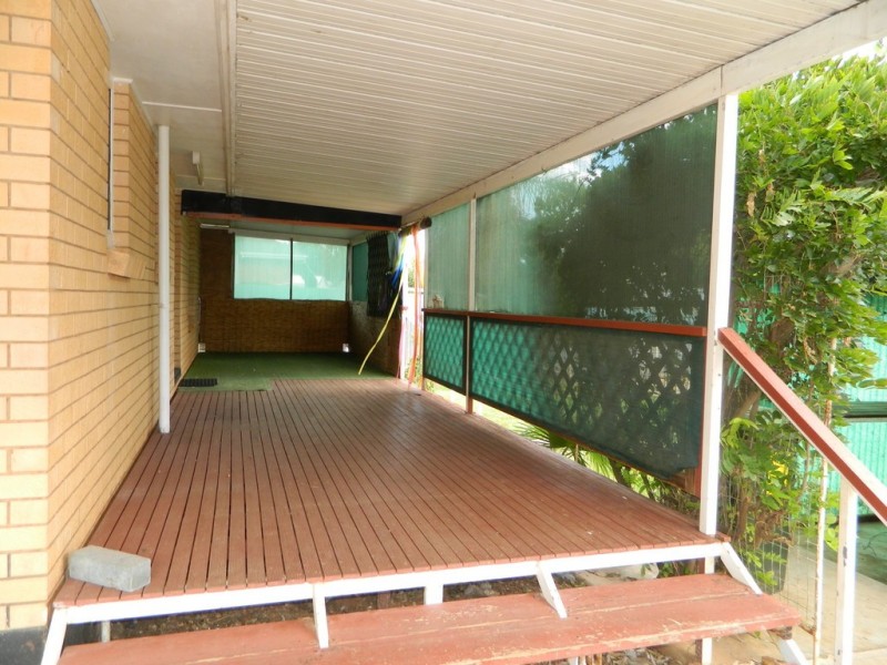 28 Edward Crescent, Evanston Park SA 5116