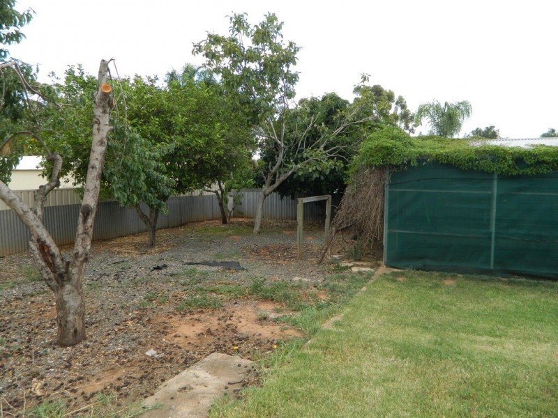 28 Edward Crescent, Evanston Park SA 5116