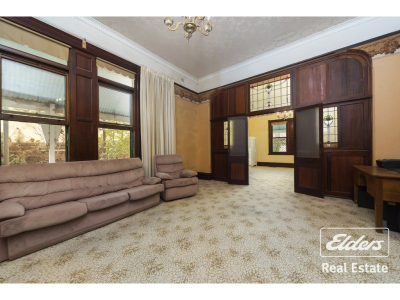 8 Lyndoch Road, Gawler East SA 5118