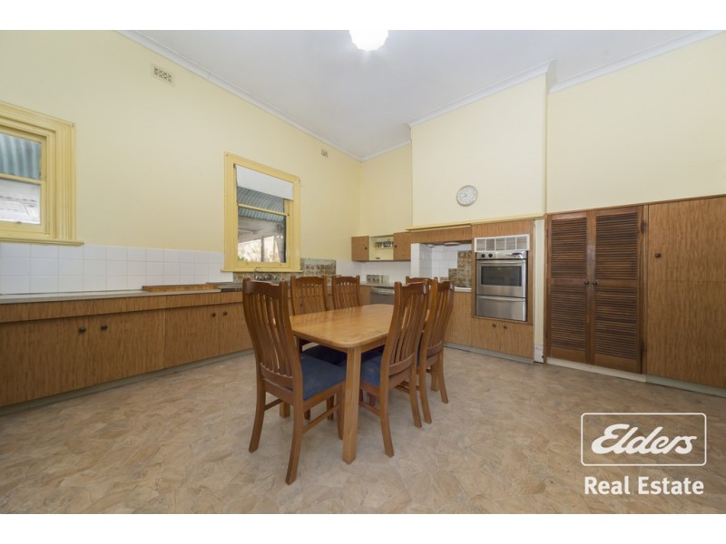 8 Lyndoch Road, Gawler East SA 5118