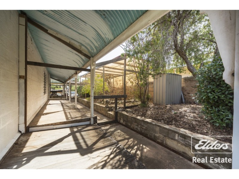 8 Lyndoch Road, Gawler East SA 5118