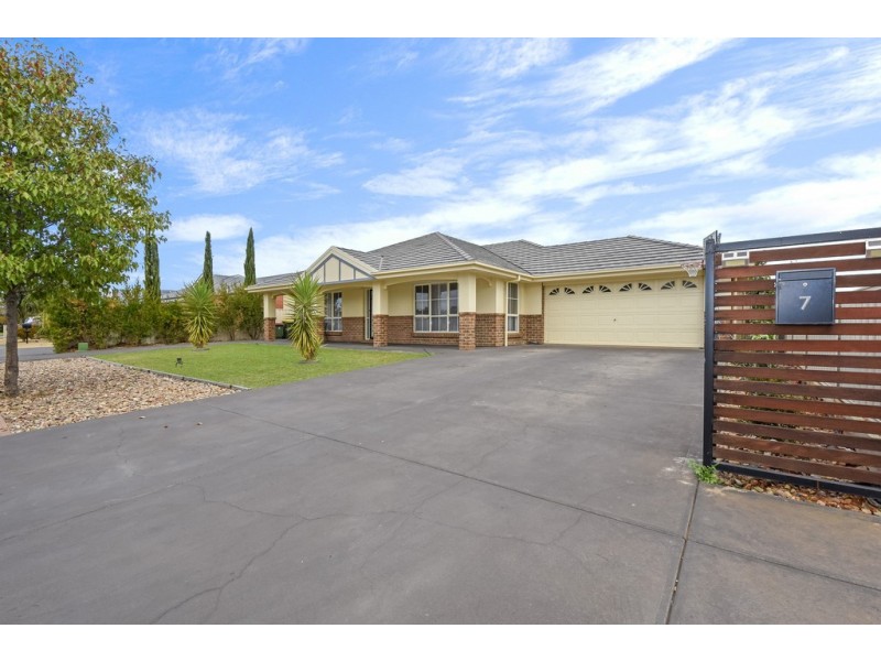 7 Glenfield Circuit, Angle Vale SA 5117