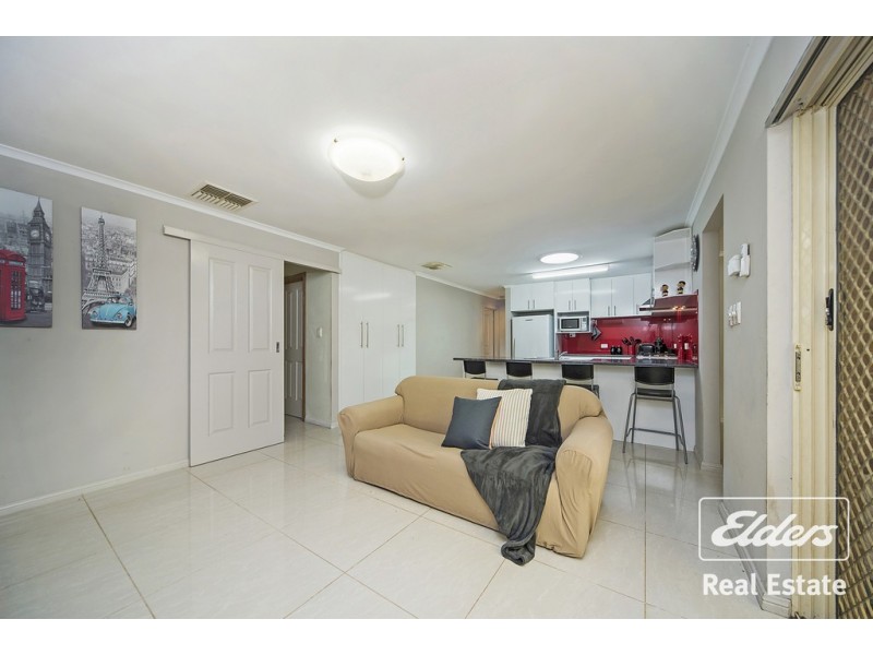 24 RAU AVENUE, Evanston SA 5116