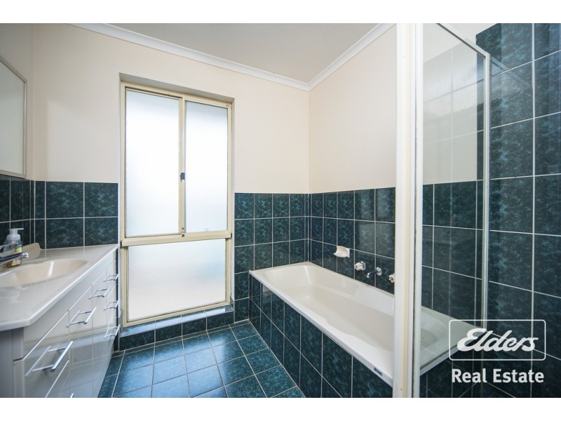 24 RAU AVENUE, Evanston SA 5116