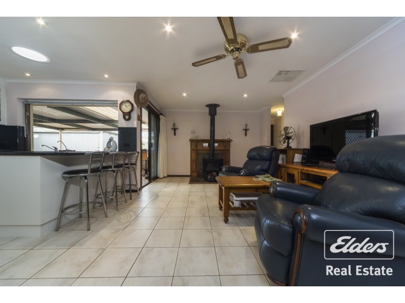 64 Dawkins Avenue, Willaston SA 5118