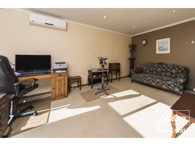 9 Witt Way, Evanston Park SA 5116