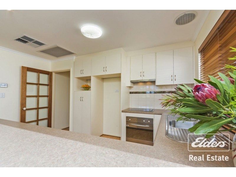 17 Reg Smith Crescent, Williamstown SA 5351