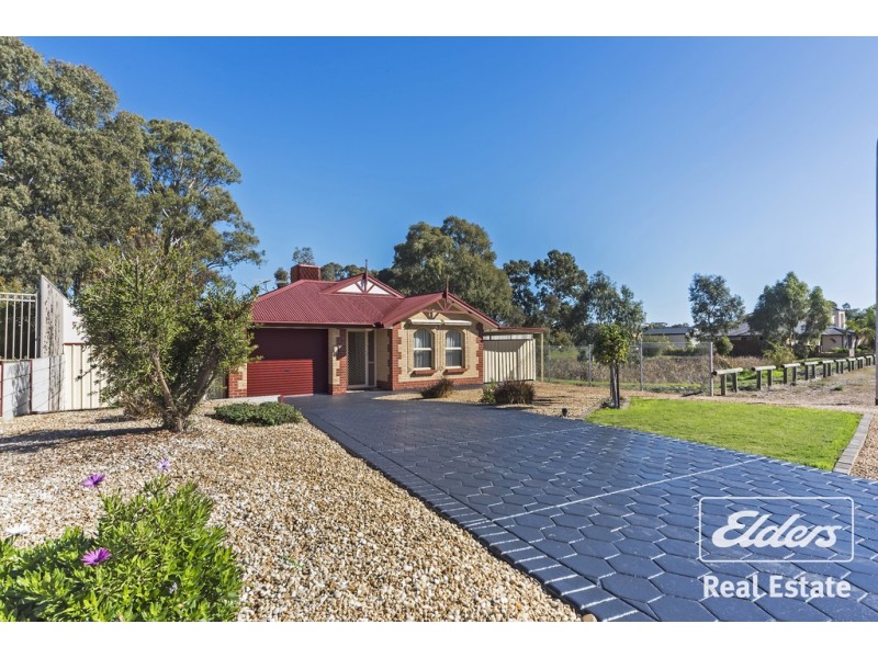 17 Reg Smith Crescent, Williamstown SA 5351