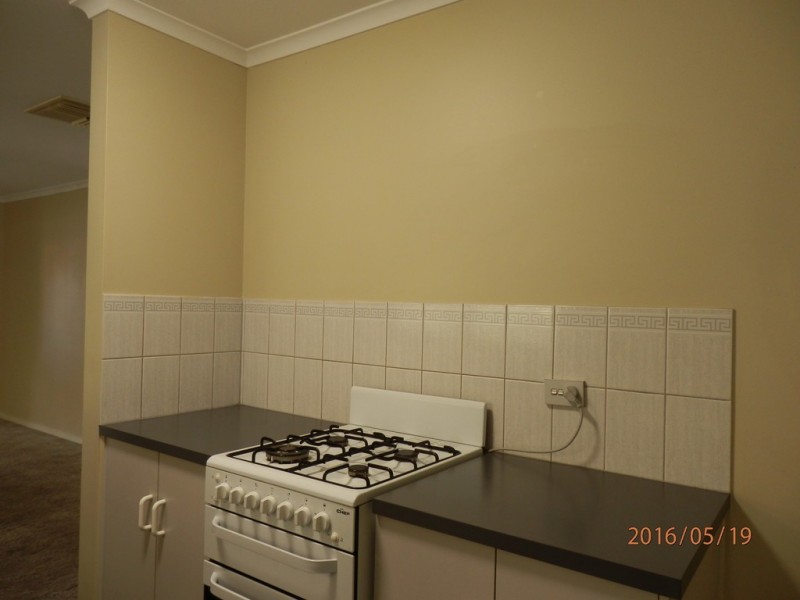 8 Mold Court, Evanston Park SA 5116