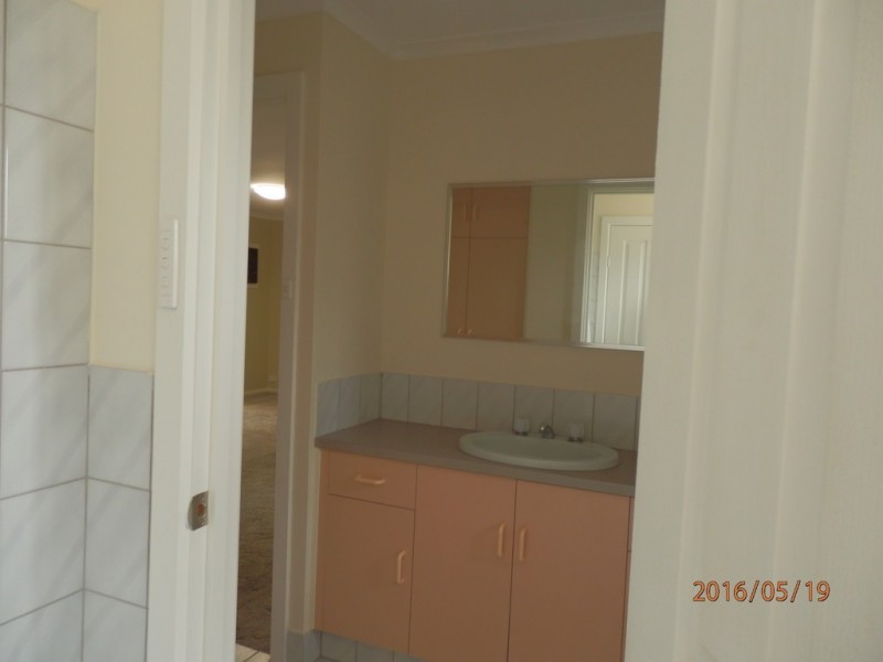 8 Mold Court, Evanston Park SA 5116