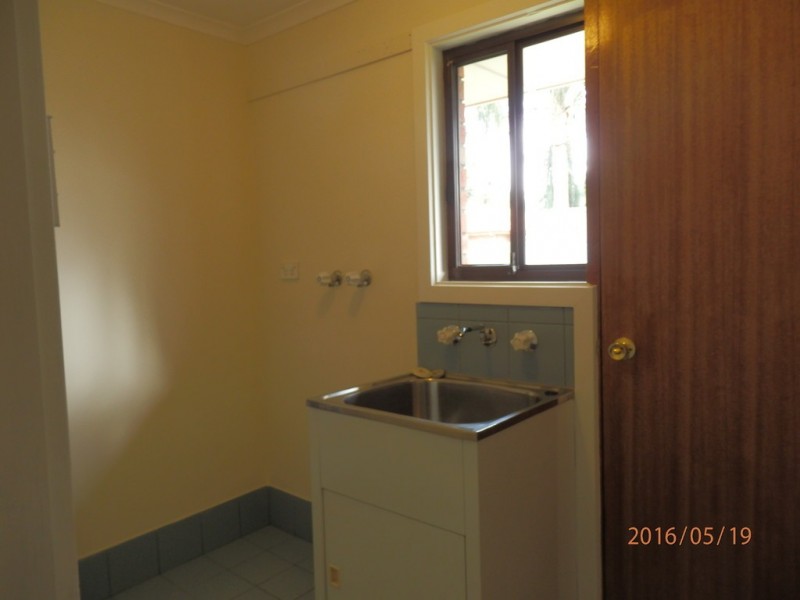 8 Mold Court, Evanston Park SA 5116