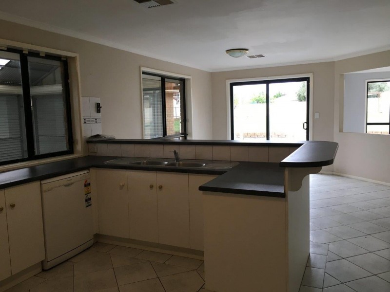 12 Meadow Lane, Roseworthy SA 5371