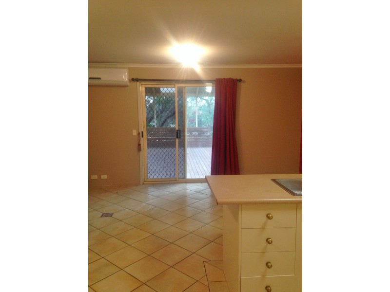 6 Jestina Court, Evanston SA 5116