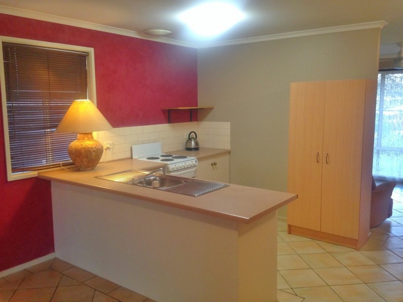 6 Jestina Court, Evanston SA 5116