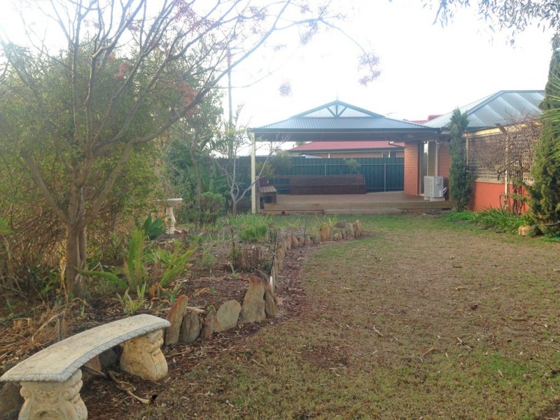 6 Jestina Court, Evanston SA 5116