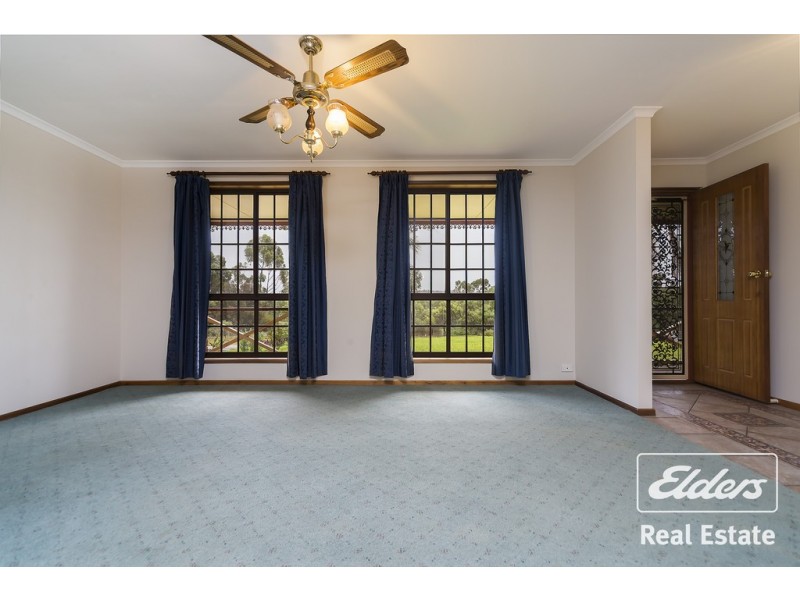 12 McGahan Crescent, Gawler East SA 5118