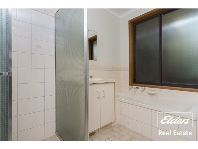 12 McGahan Crescent, Gawler East SA 5118