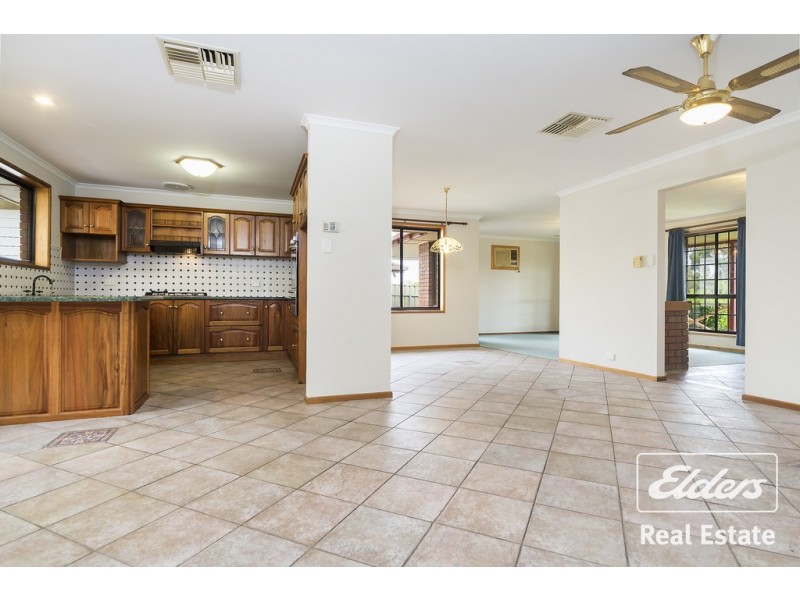 12 McGahan Crescent, Gawler East SA 5118