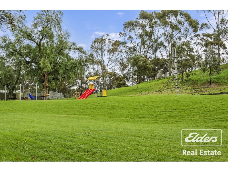 12 McGahan Crescent, Gawler East SA 5118