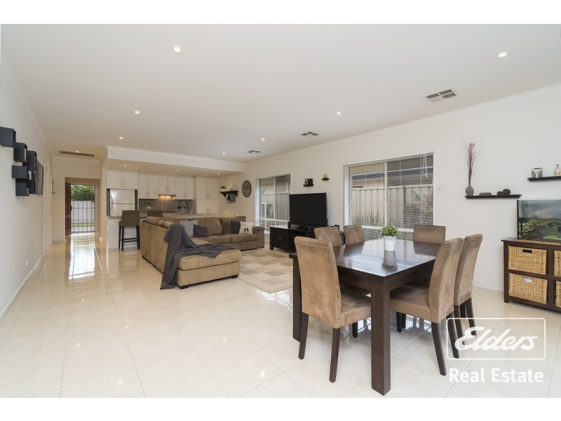 526B Main North Road, Evanston Park SA 5116