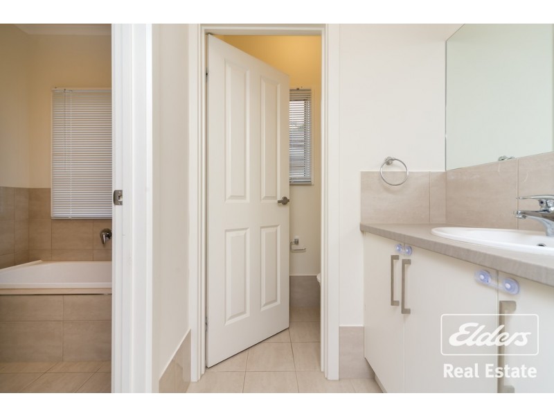 526B Main North Road, Evanston Park SA 5116