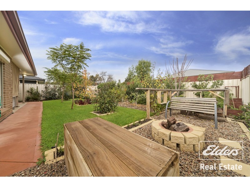 526B Main North Road, Evanston Park SA 5116