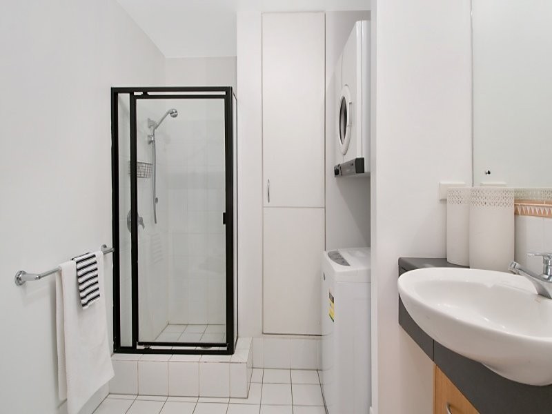 53 Vernon Tce, Teneriffe QLD 4005