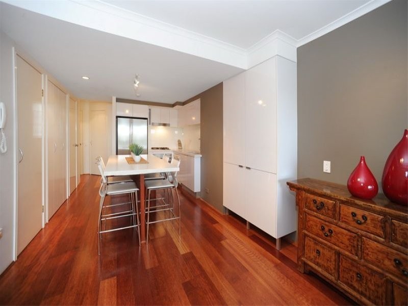 80/39 Vernon Terrace, Teneriffe QLD 4005