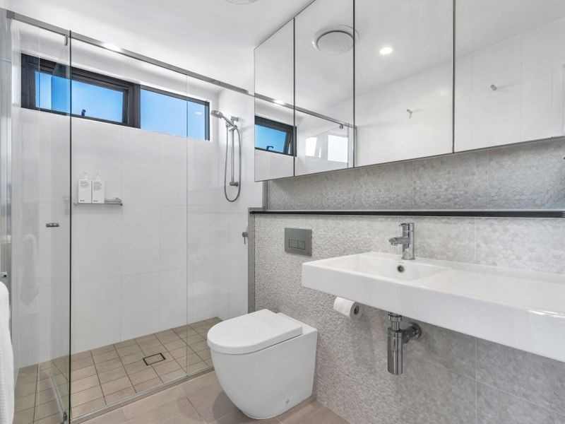 909/12 Cunningham Street, Newstead QLD 4006