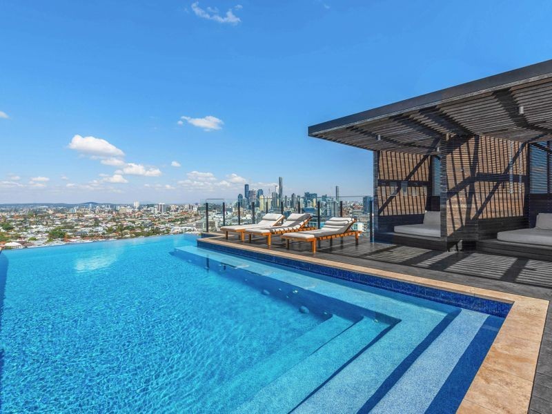 909/12 Cunningham Street, Newstead QLD 4006