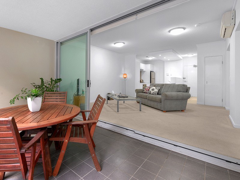 218/71 Beeston Street, Teneriffe QLD 4005