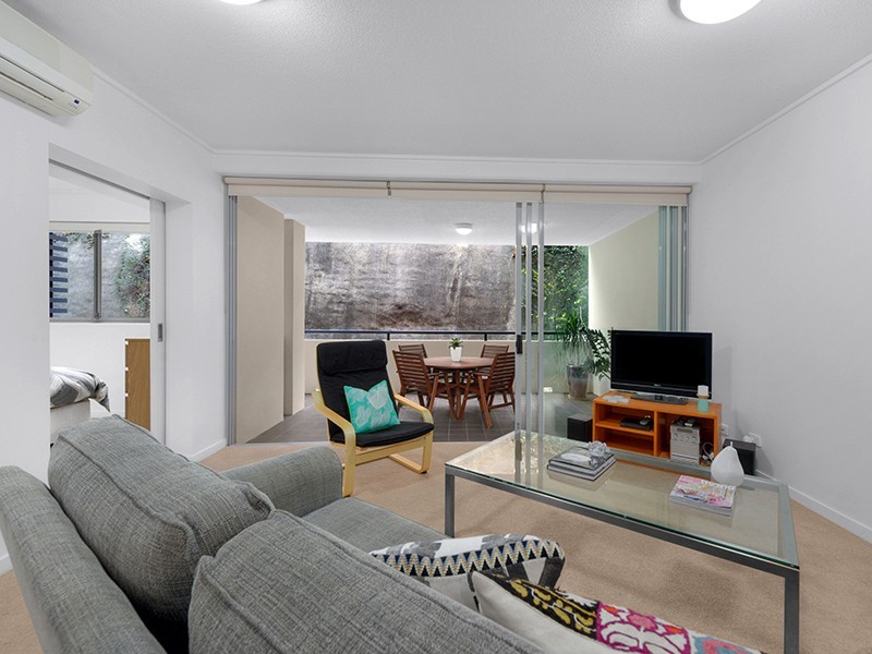 218/71 Beeston Street, Teneriffe QLD 4005
