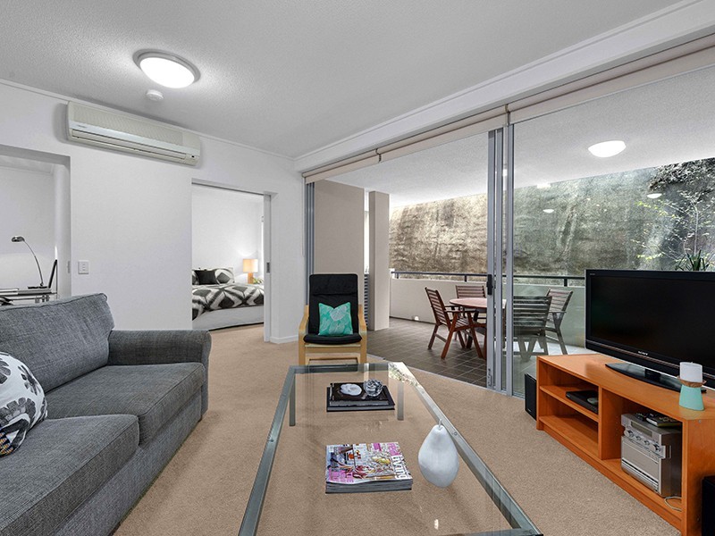 218/71 Beeston Street, Teneriffe QLD 4005