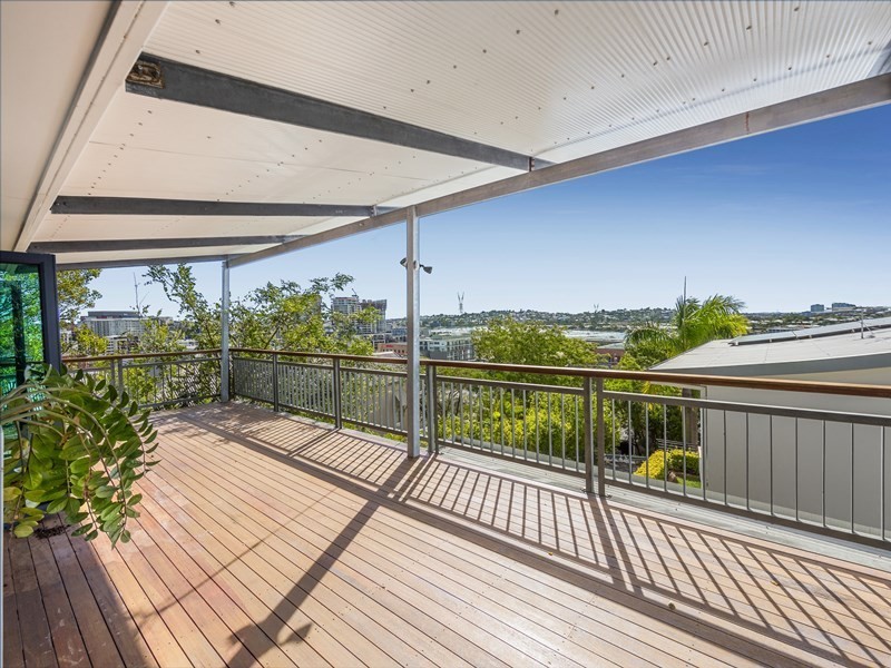 26 Waverley Street, Teneriffe QLD 4005