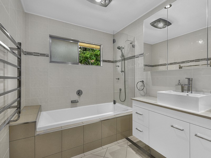 18 Toohey Street, Kangaroo Point QLD 4169