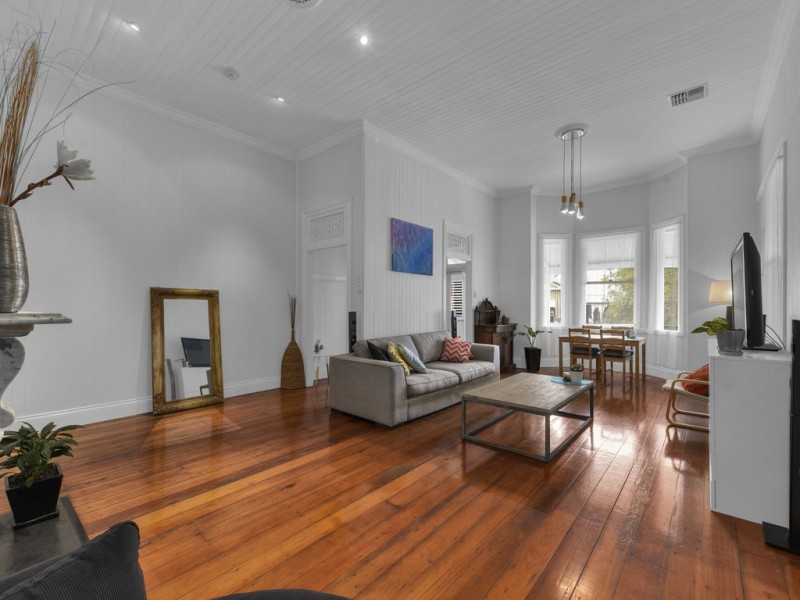 18 Locke Street, New Farm QLD 4005