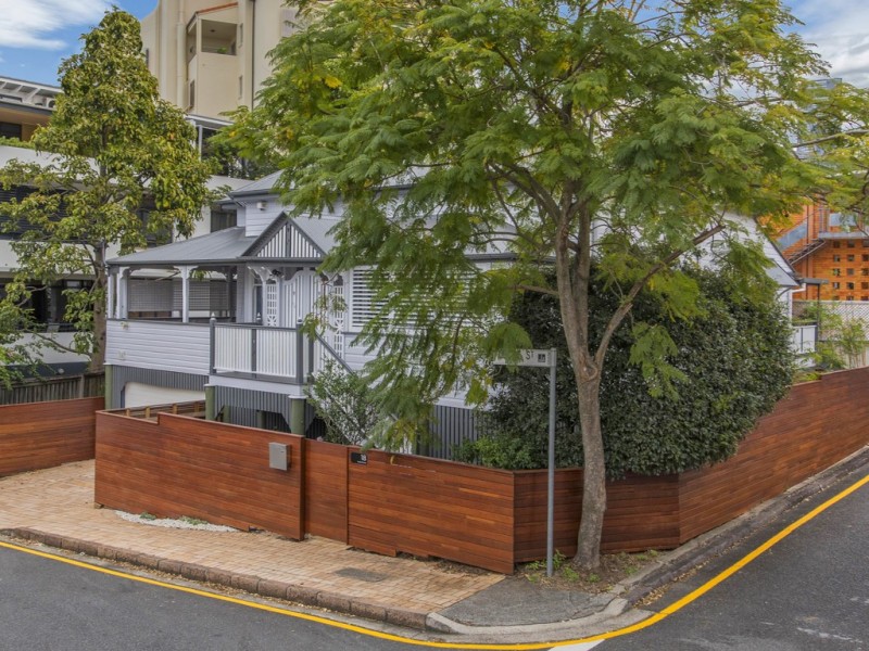 18 Locke Street, New Farm QLD 4005