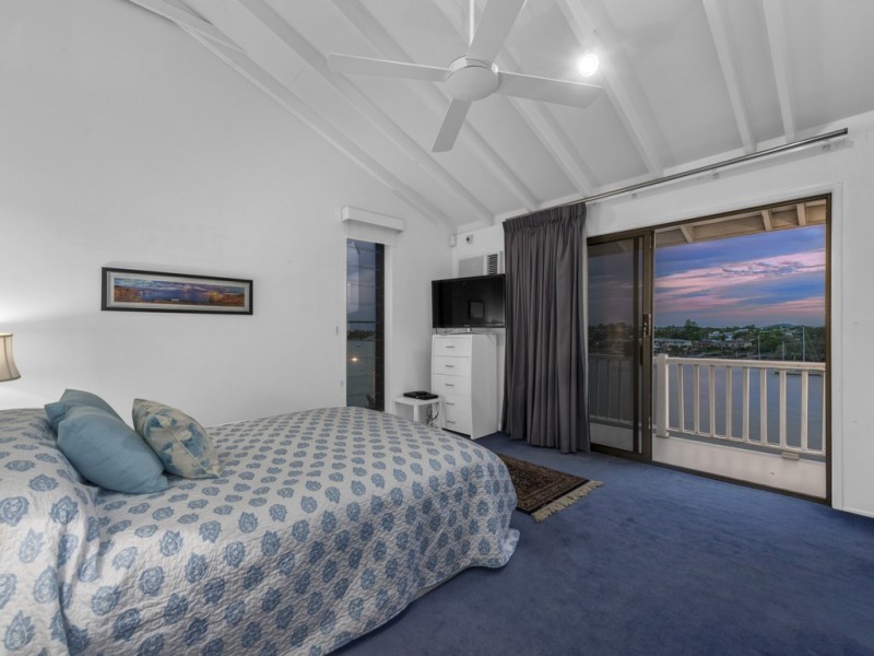 65 Hillside Crescent, Hamilton QLD 4007