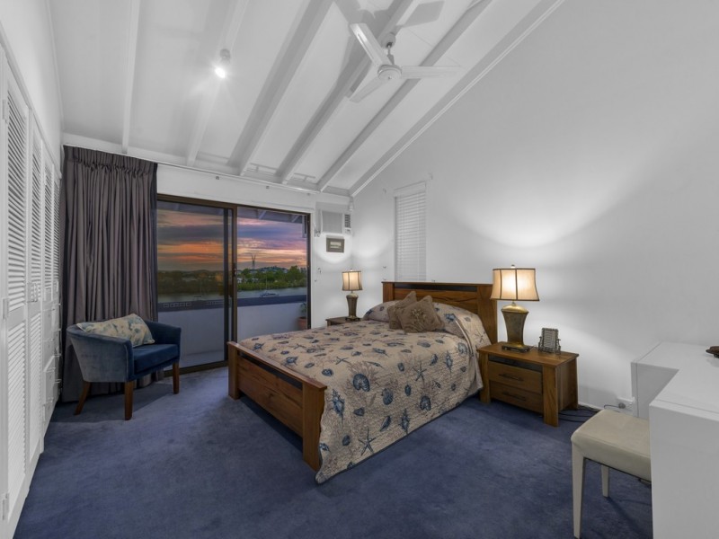 65 Hillside Crescent, Hamilton QLD 4007