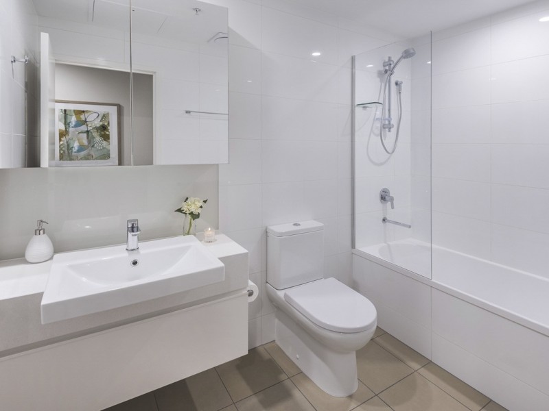 20604 37 Harbour Road, Hamilton QLD 4007