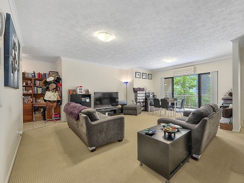 3/147 Riding Road, Hawthorne QLD 4171