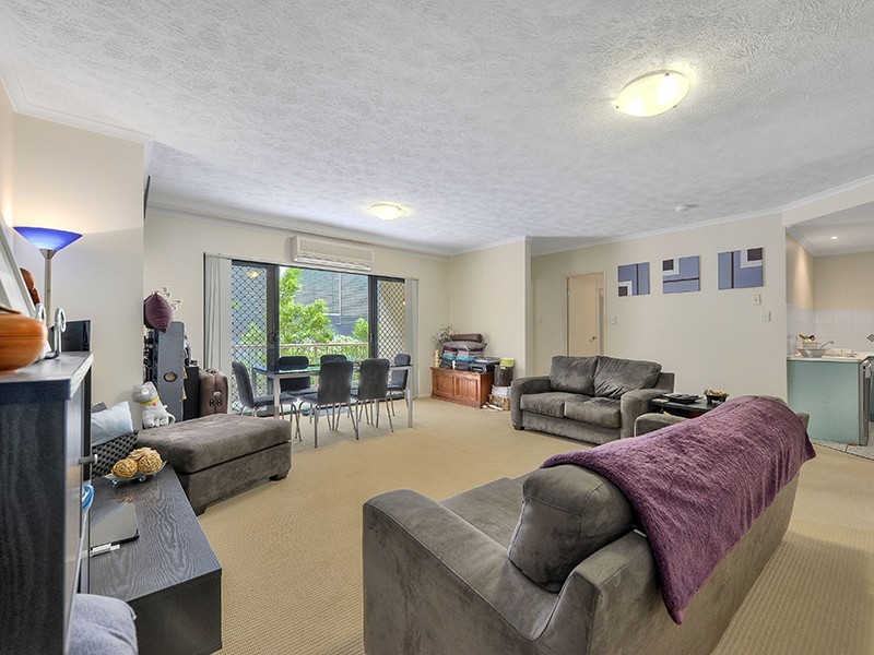 3/147 Riding Road, Hawthorne QLD 4171