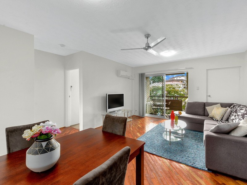 32 Lisson Grove, Wooloowin QLD 4030