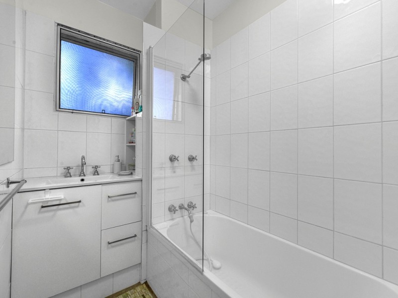 32 Lisson Grove, Wooloowin QLD 4030