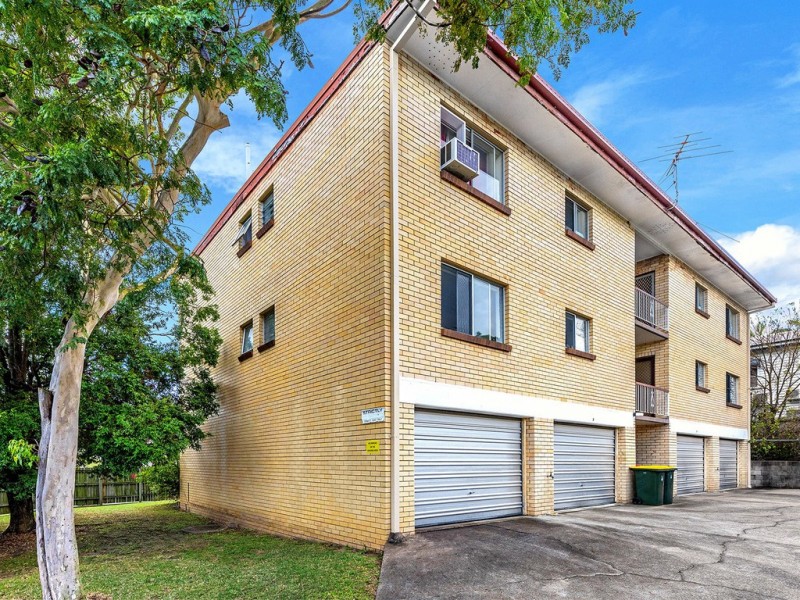 32 Lisson Grove, Wooloowin QLD 4030